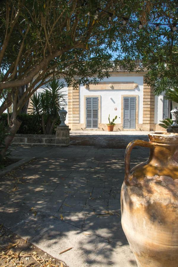 Dimora Del Duca, Masseria B&B Di Charme Monteroni di Lecce Exteriör bild